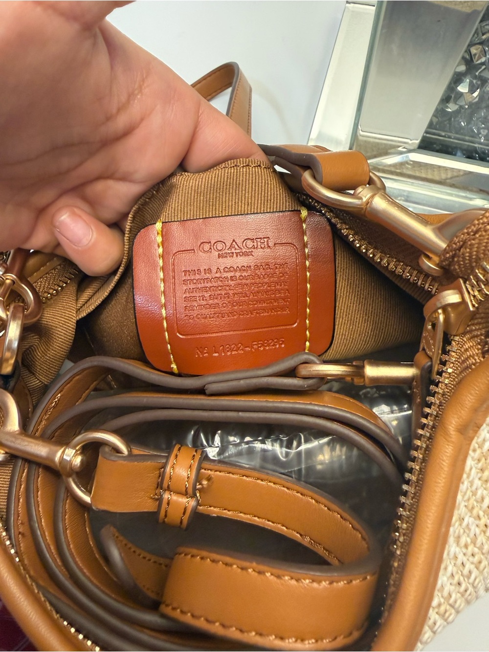 Coach Woven Straw Shoulder Bag in Brown and Natural - Picture 4 of 6